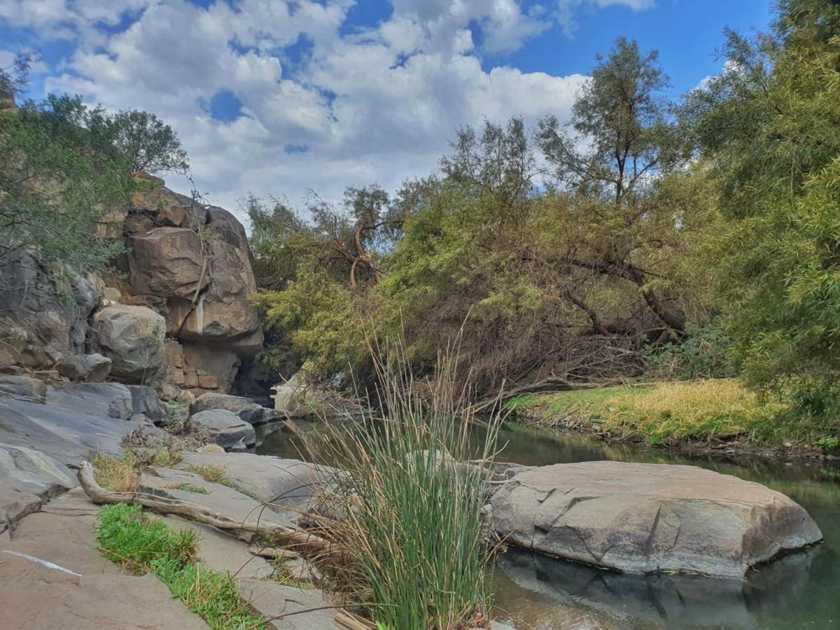 Graaff-Reinet Vrede Fountain House Farm Stay מראה חיצוני תמונה